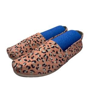 Size 11 - Women’s TOMS Slip On Shoes